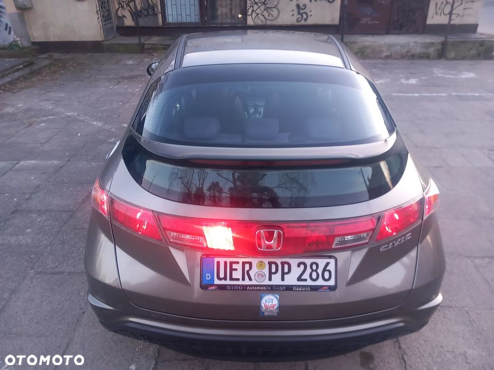 Honda Civic 1.4 i-VTEC Comfort - 9