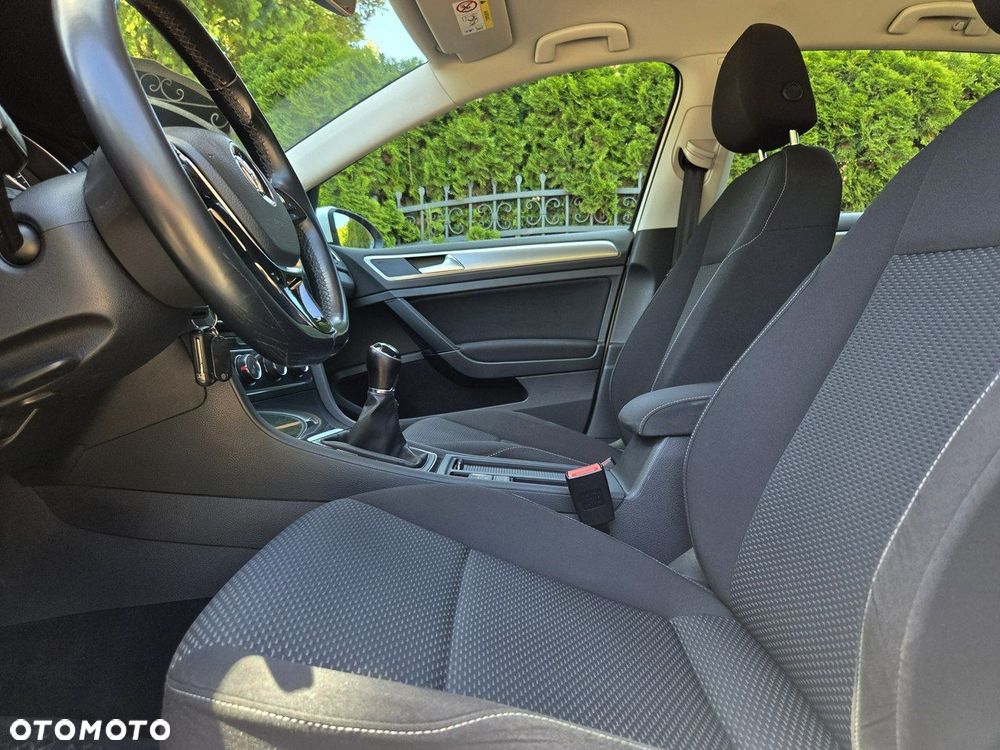 Volkswagen Golf 1.6 TDI BMT Comfortline - 8