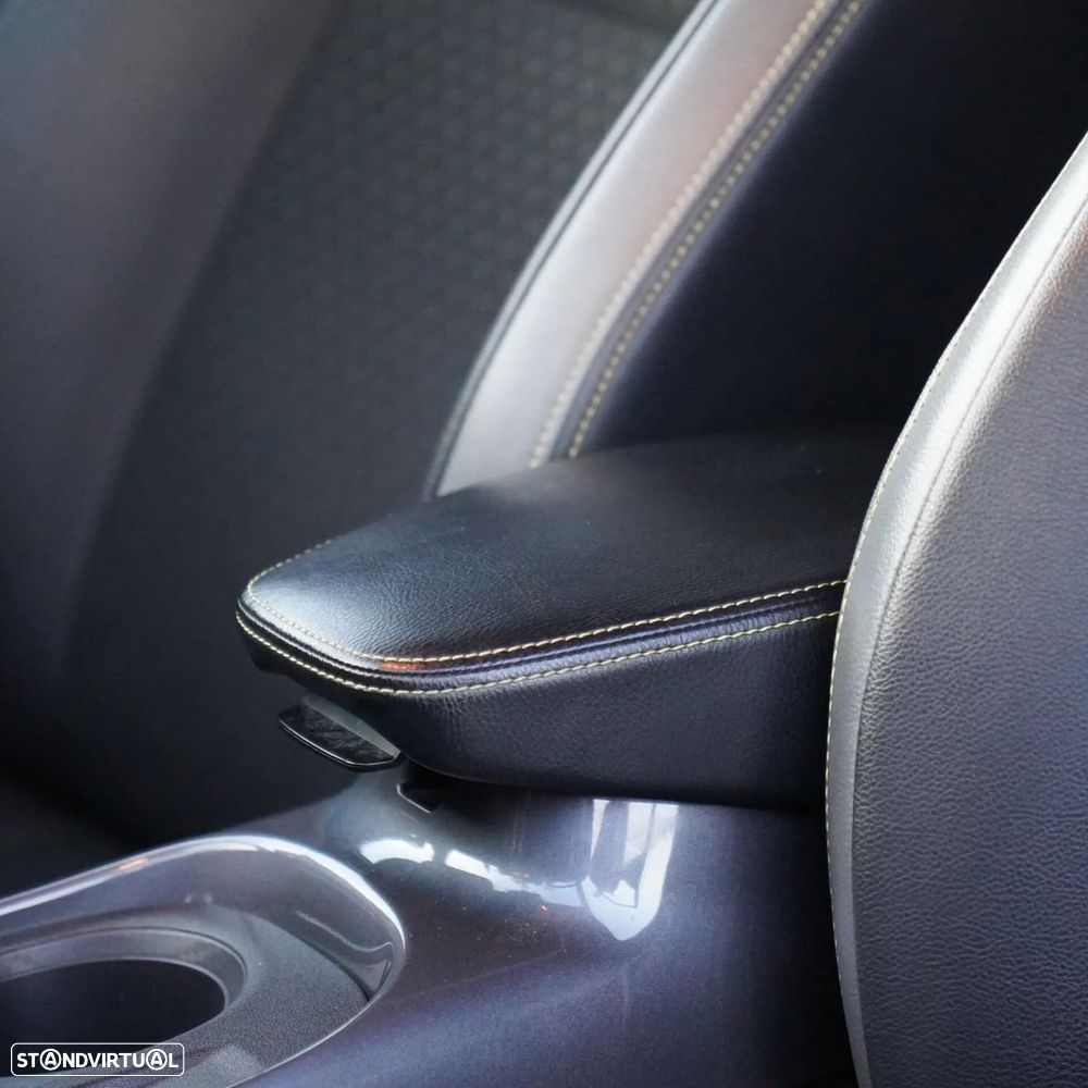 Nissan Juke 1.0 DIG-T Kiiro - 11