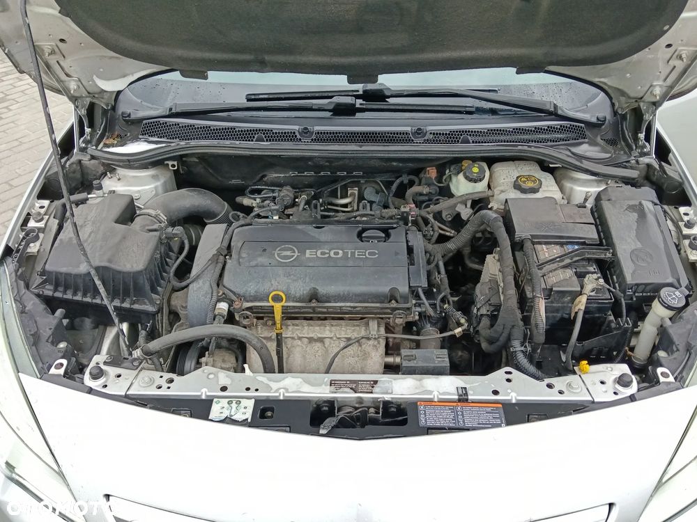 Opel Astra 1.6 - 11