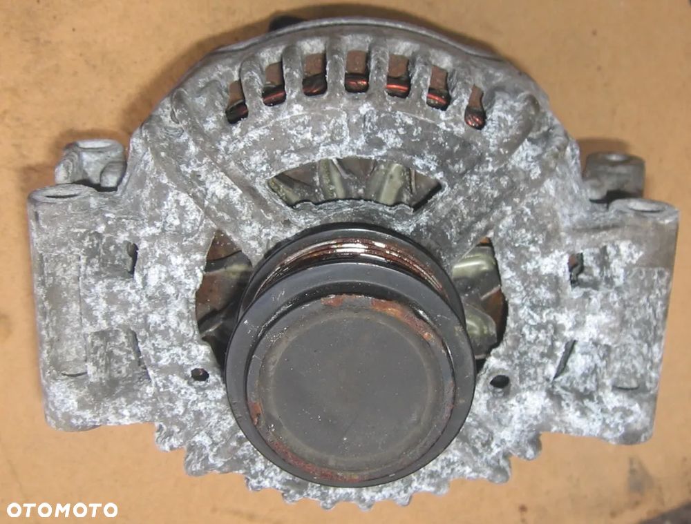 alternator 2.0 TFSI AUDI A4 B7 EXEO 06A903023G - 1