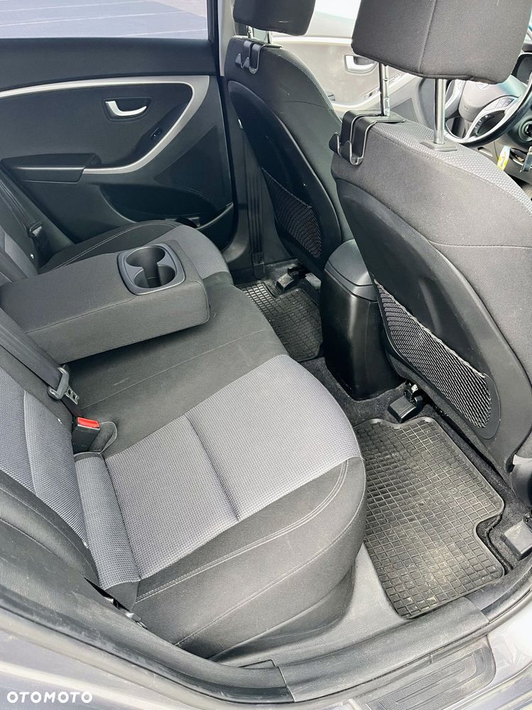 Hyundai i30 - 11