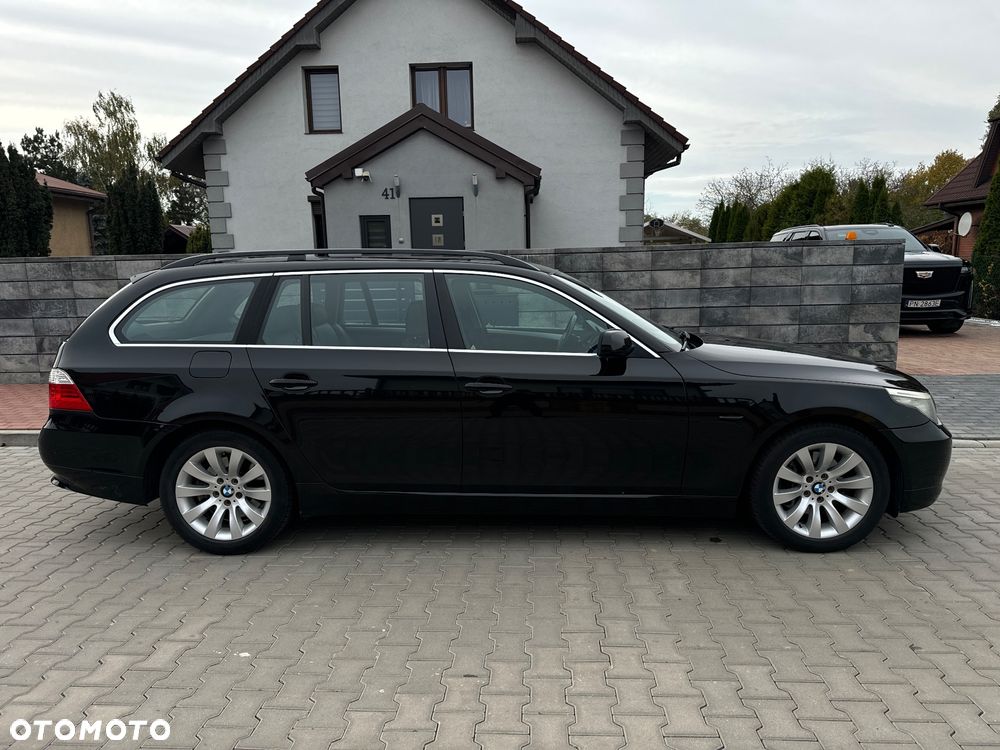 BMW Seria 5 520d Touring - 13