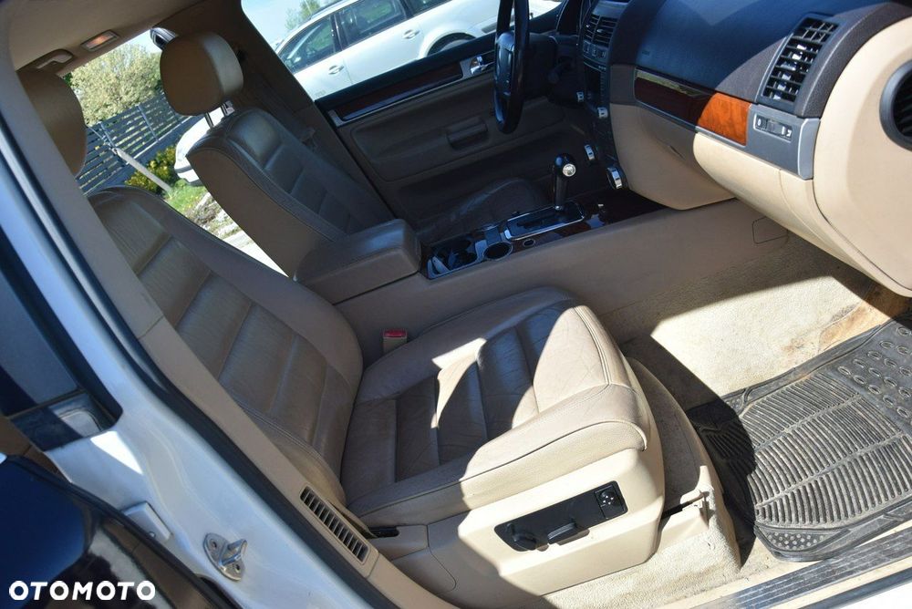 Volkswagen Touareg - 14