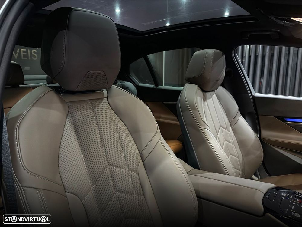 BMW i5 eDrive40 Pack Desportivo M - 46