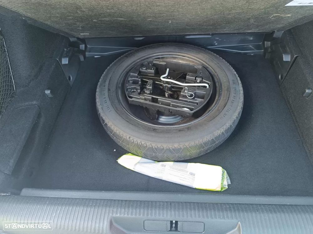 Peugeot 308 1.5 BlueHDi Allure Pack - 29