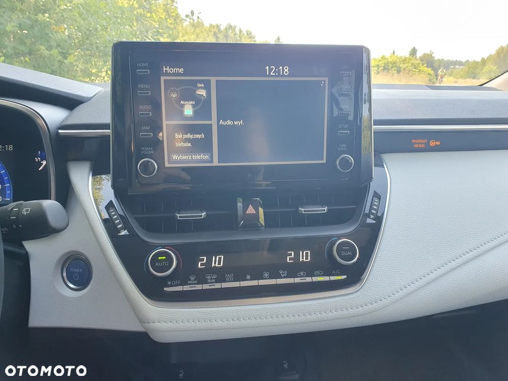 Toyota Corolla 1.8 Hybrid Comfort - 20