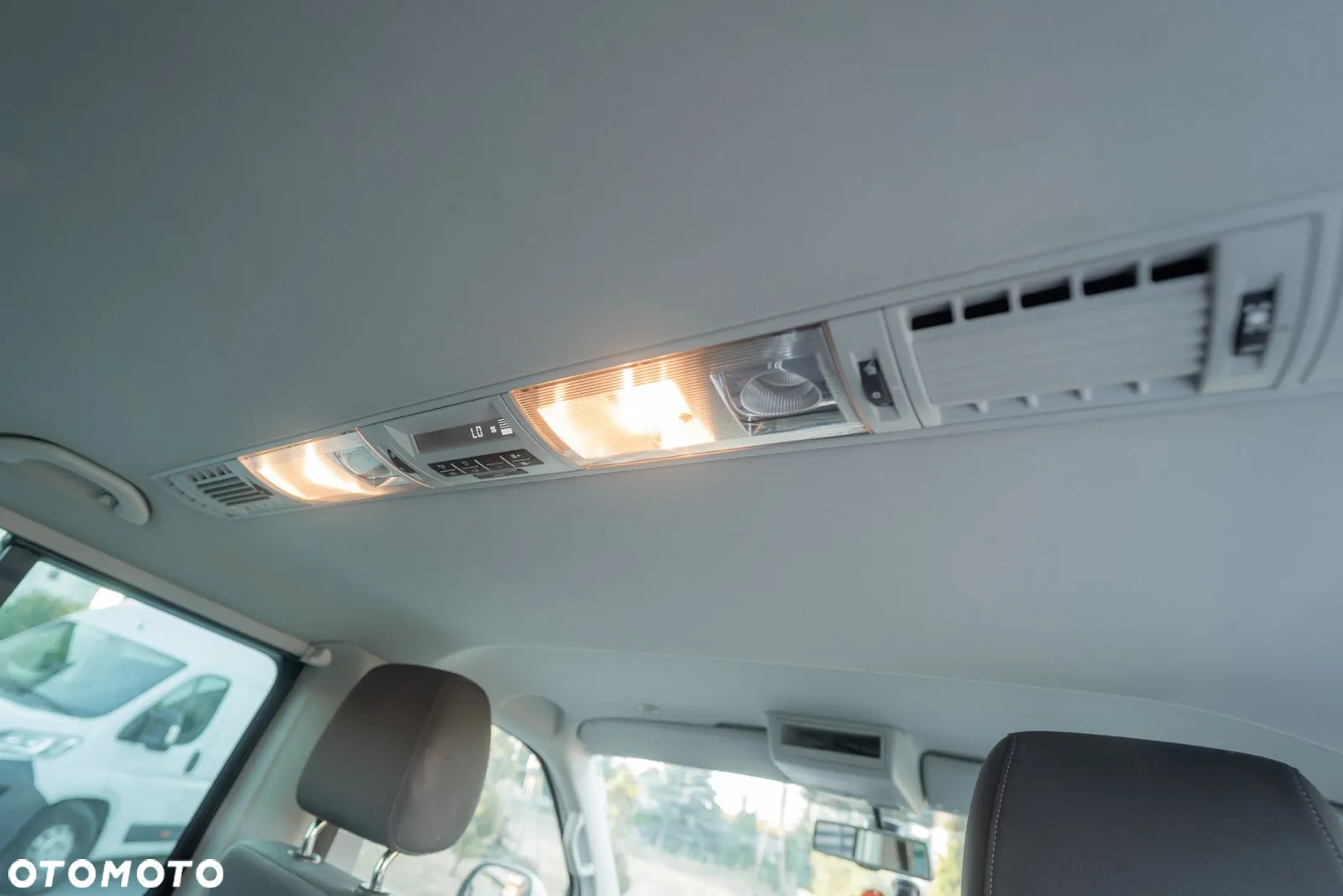 Volkswagen Multivan TDI L1 Startline 4Motion - 31