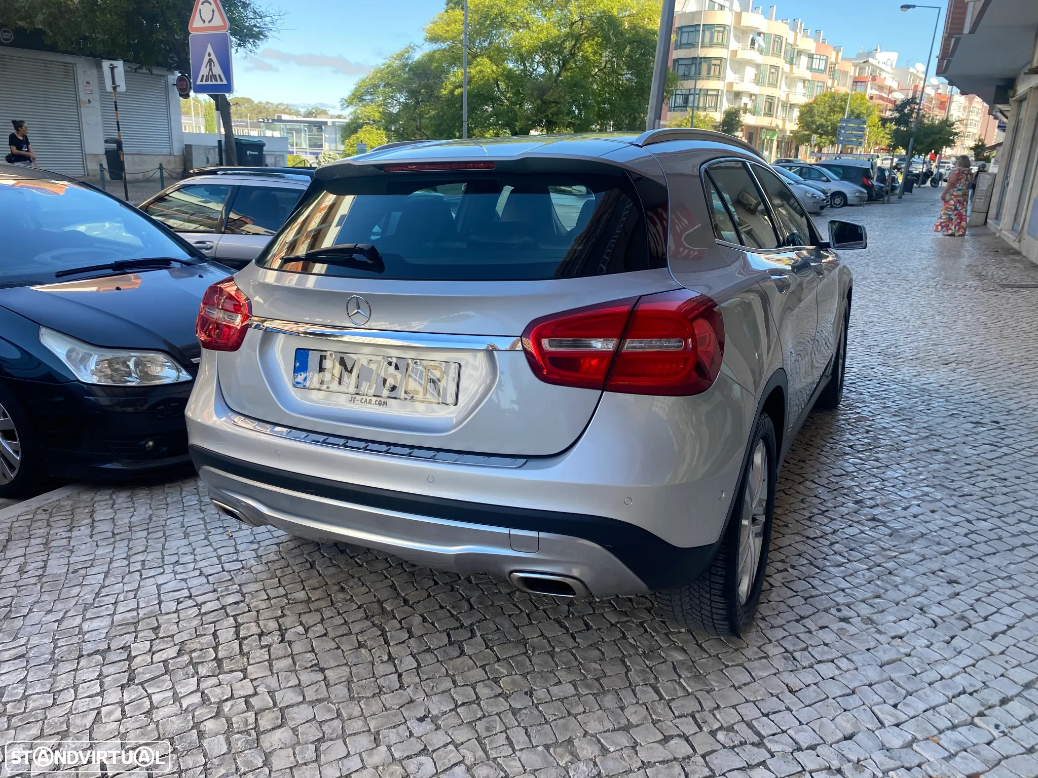Mercedes-Benz GLA 180 (CDI) d 7G-DCT Urban - 21