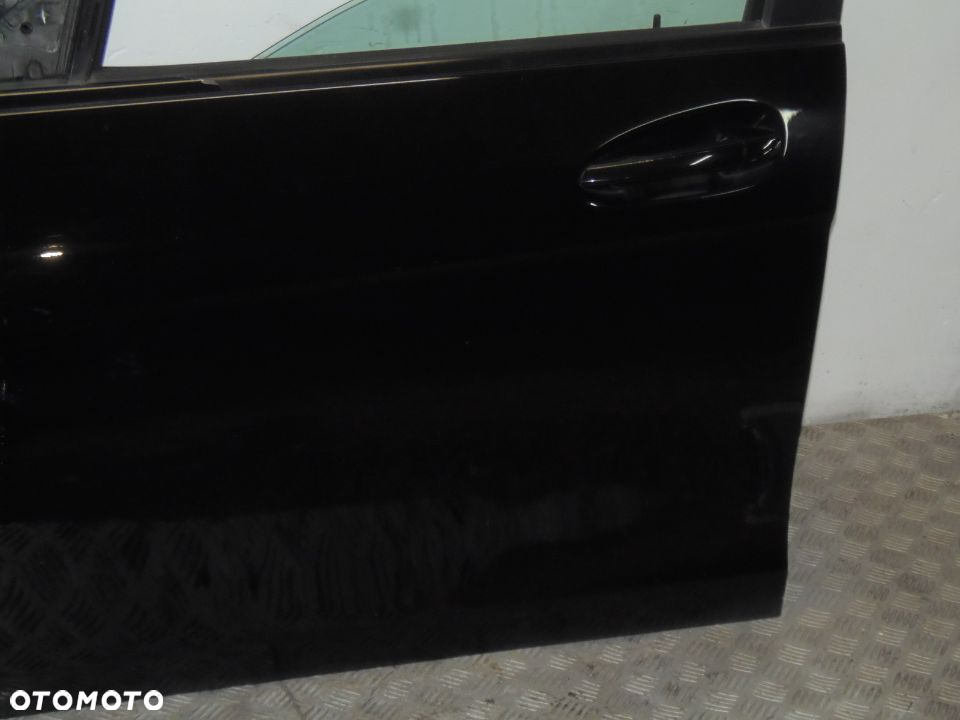 MERCEDES W204 DRZWI LEWY PRZÓD SEDAN K.L C040 - 6