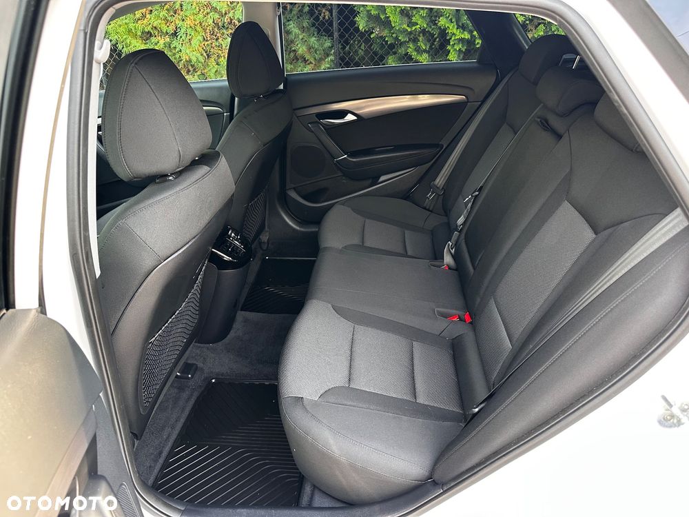 Hyundai i40 1.6 GDI Comfort + - 22