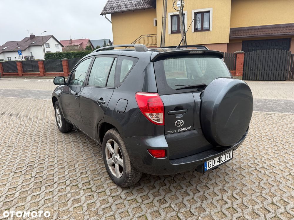Toyota RAV4 2.0 VVT-i Sol - 7