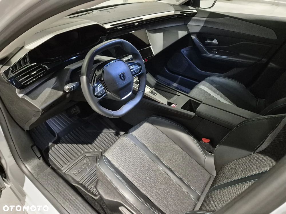 Peugeot 308 PureTech 130 EAT8 Allure - 10
