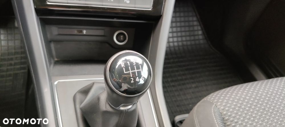 Volkswagen Touran - 20