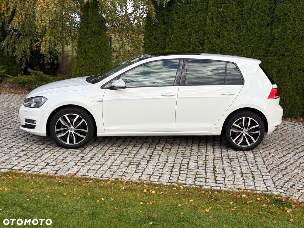 Volkswagen Golf 1.2 TSI BlueMotion Technology Cup - 31