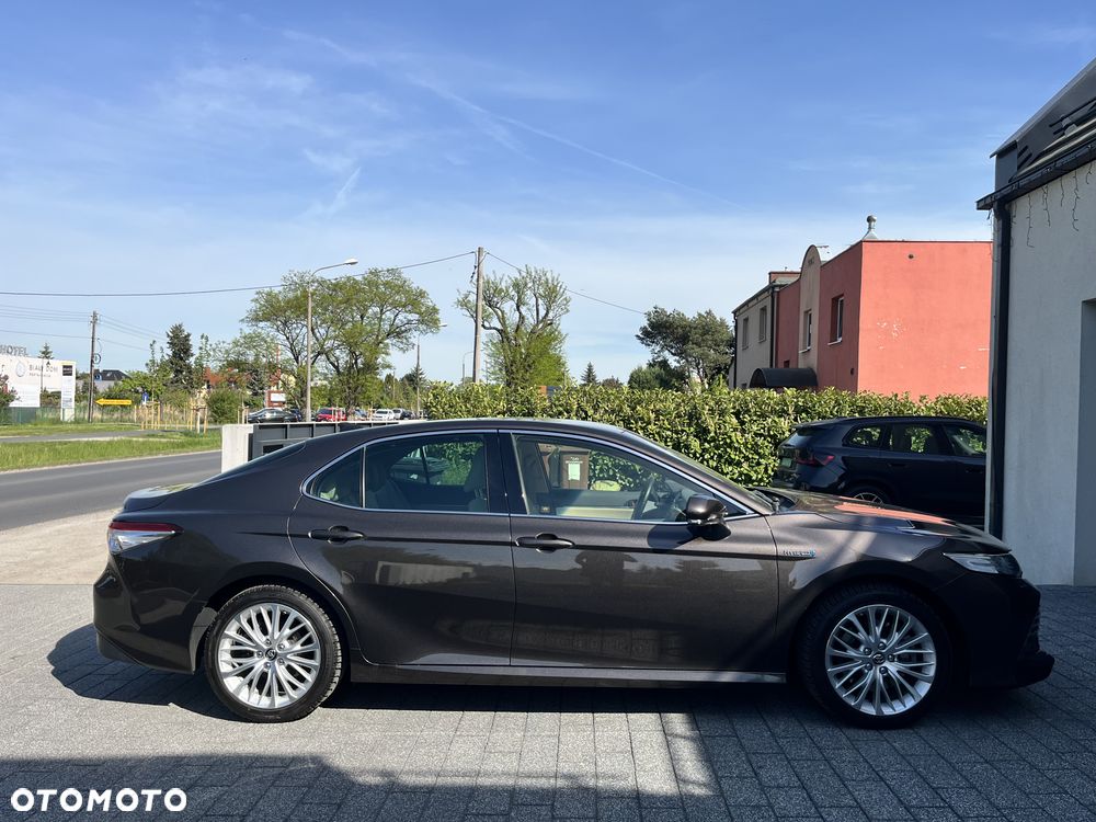 Toyota Camry 2.5 Hybrid Executive CVT - 5