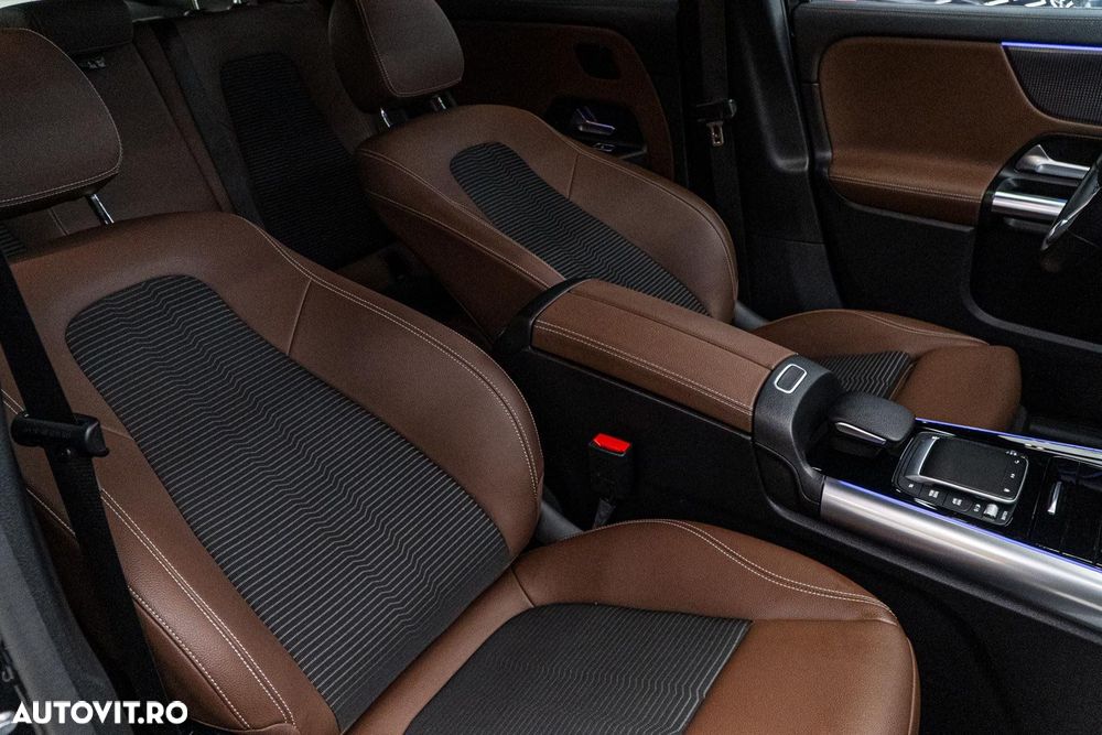 Mercedes-Benz GLA 250 4MATIC 8G-DCT Special Edition - 39