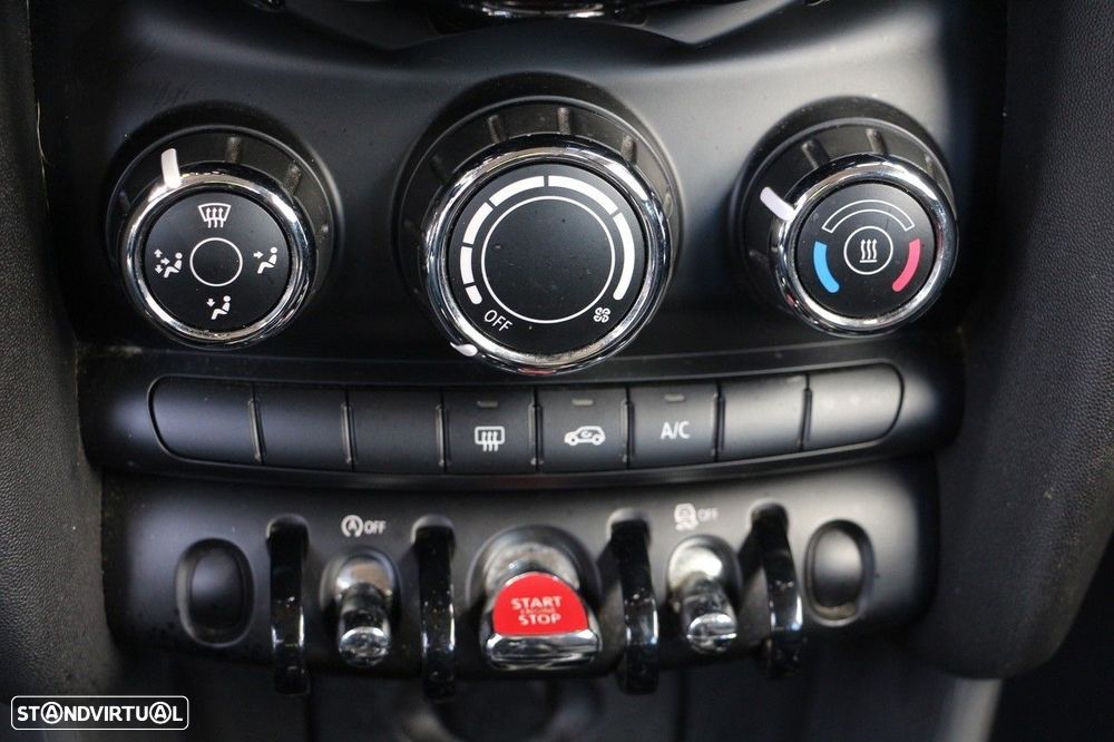 MINI 3 Portas One - 31