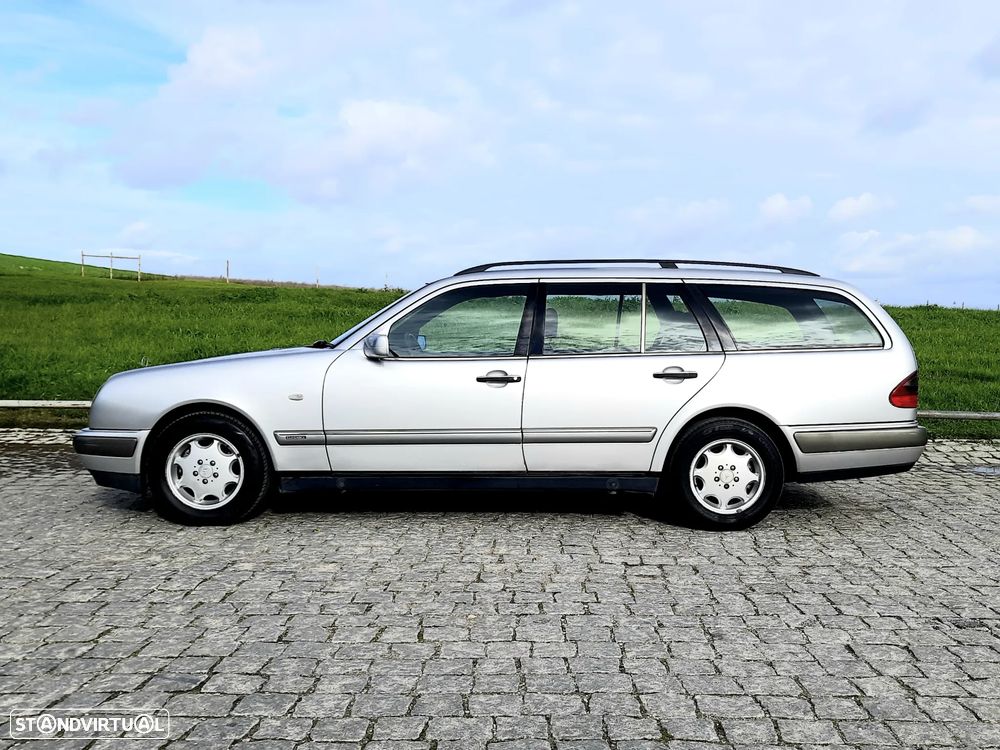 Mercedes-Benz E 220 CDI Elegance - 16