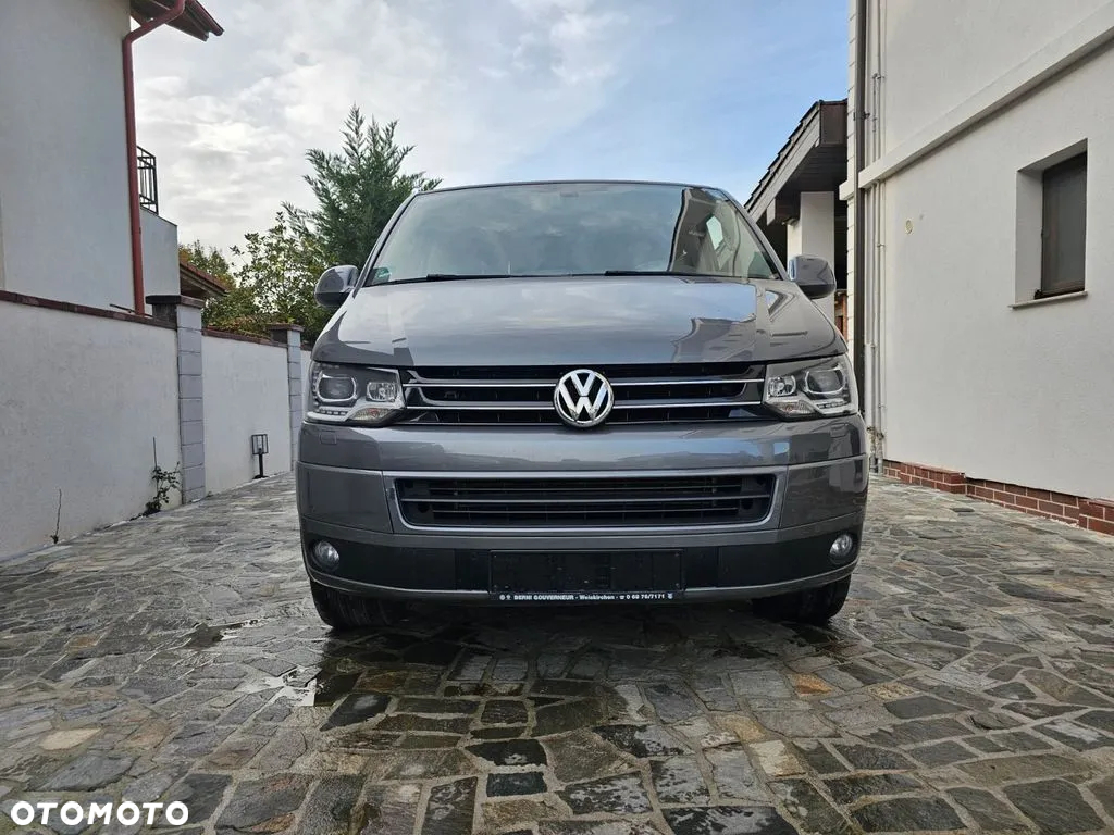 Volkswagen Multivan - 17