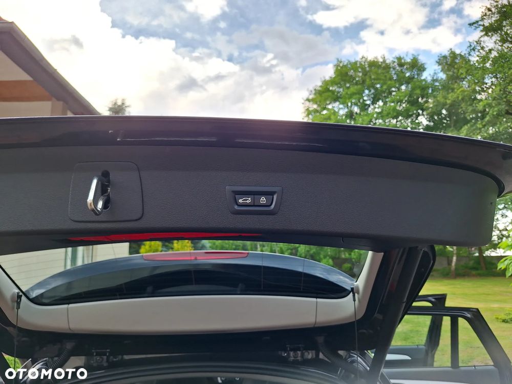 BMW X1 xDrive18d Sport Line - 31