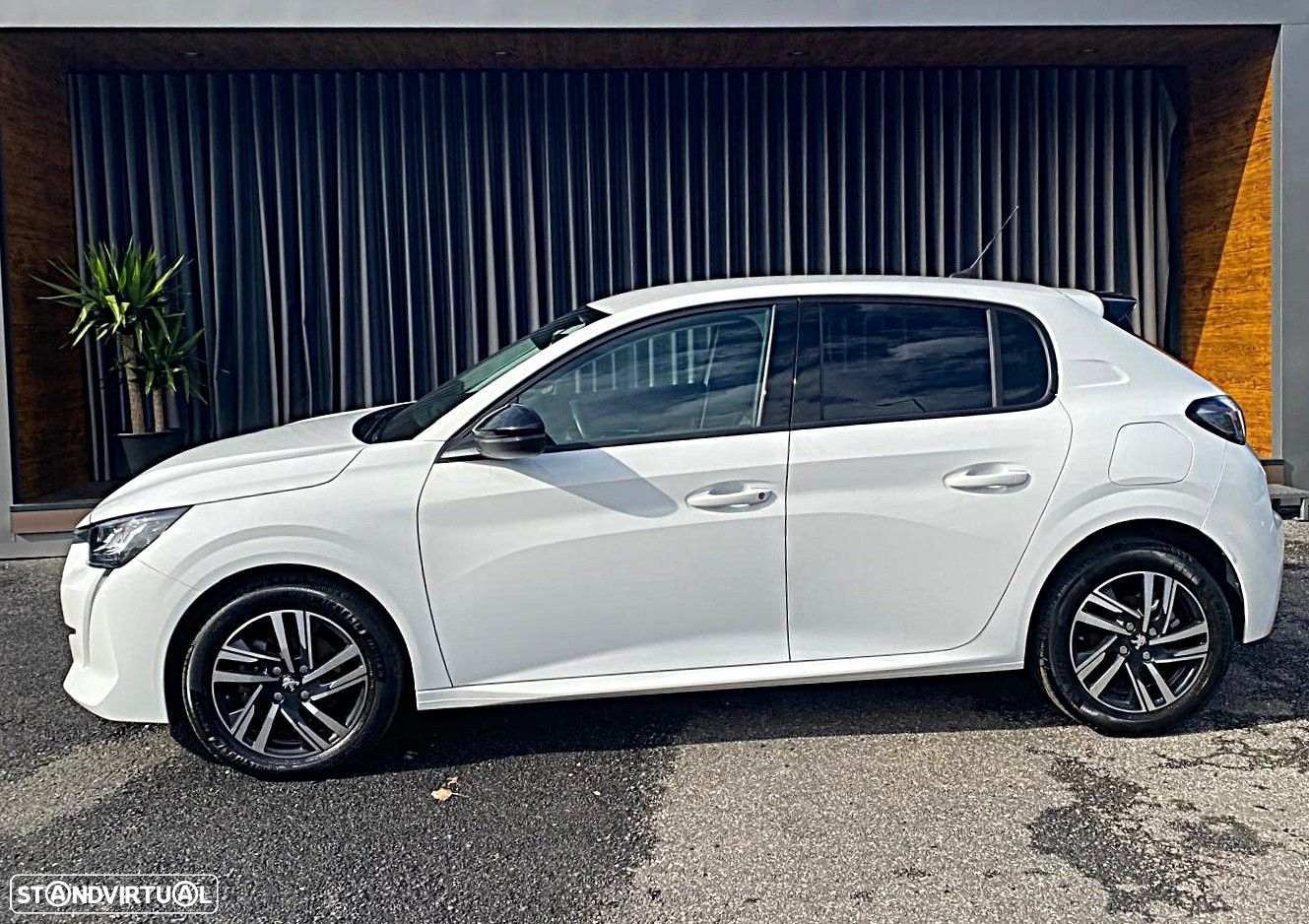 Peugeot 208 1.5 BlueHDi Allure - 3