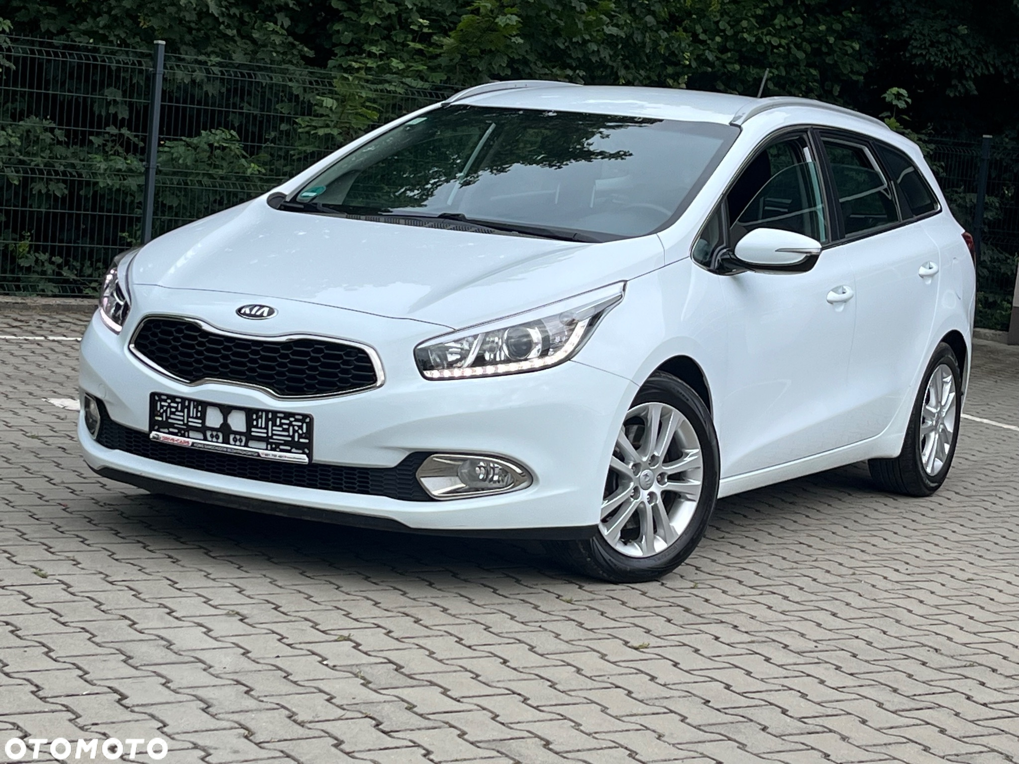 Kia Ceed 1.6 CRDi 128 Vision - 16