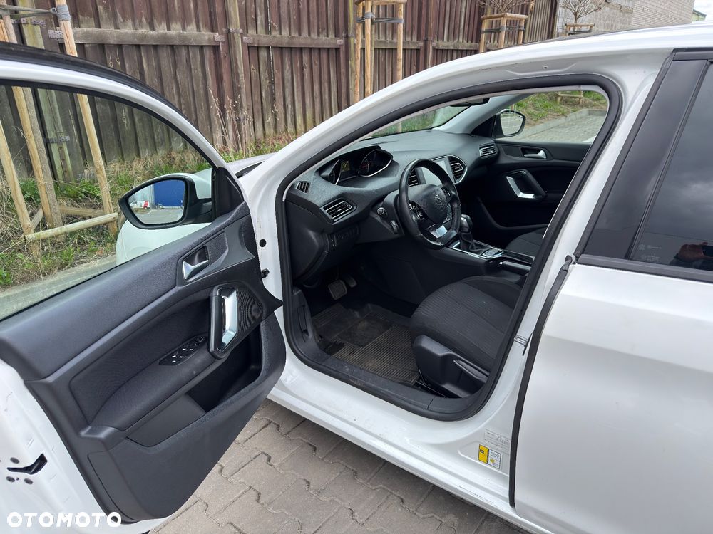 Peugeot 308 1.2 PureTech Active S&S - 10