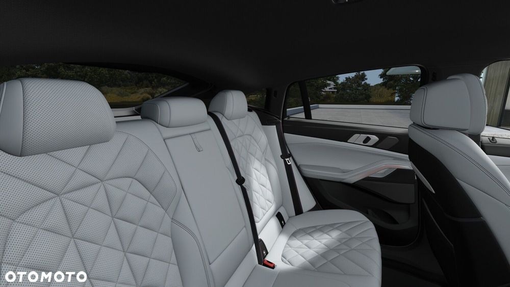 BMW X6 - 11