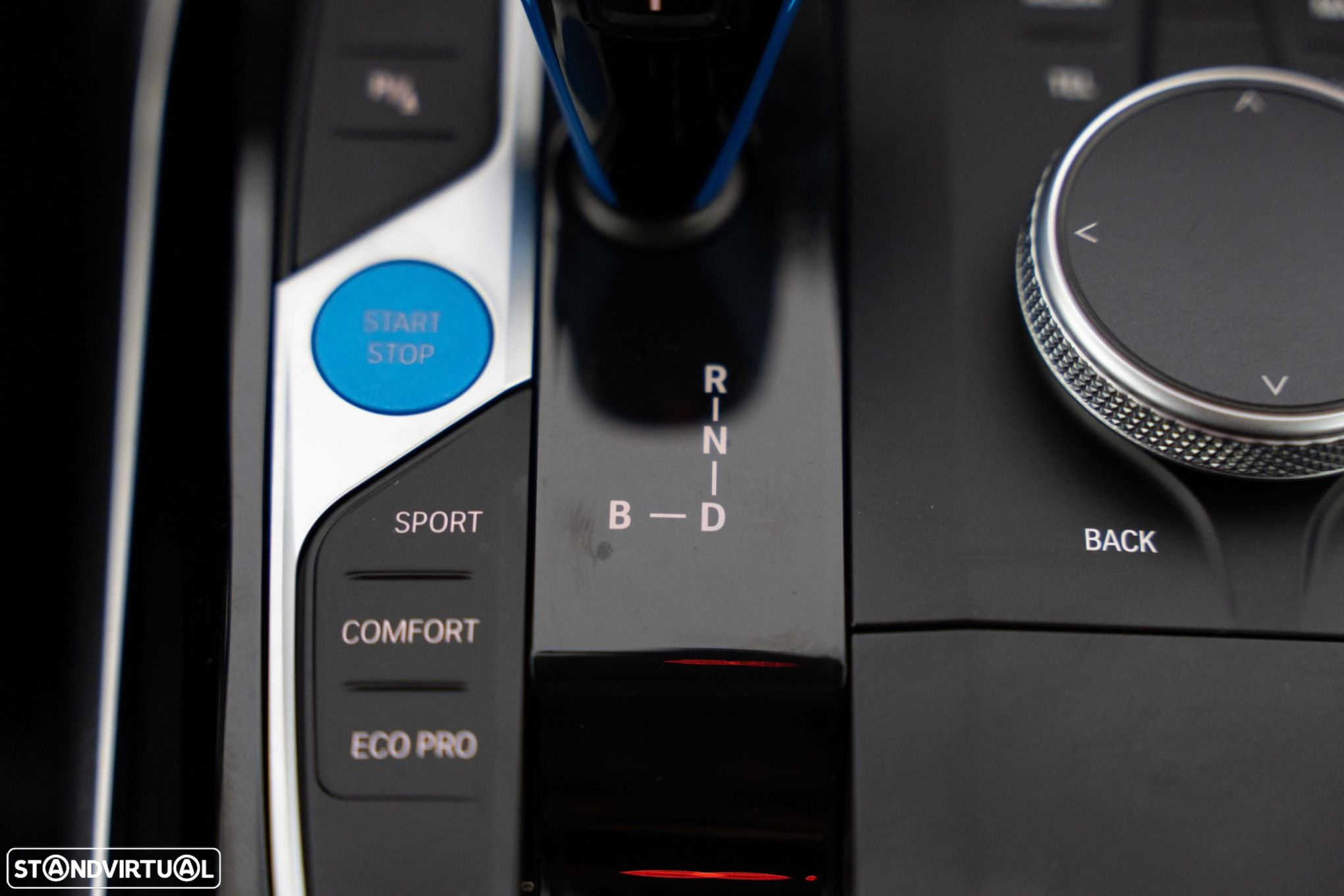 BMW i4 eDrive40 - 27