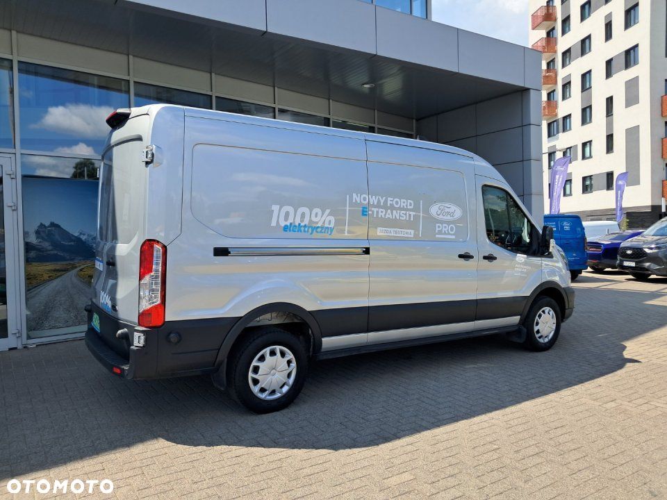 Ford Transit - 8