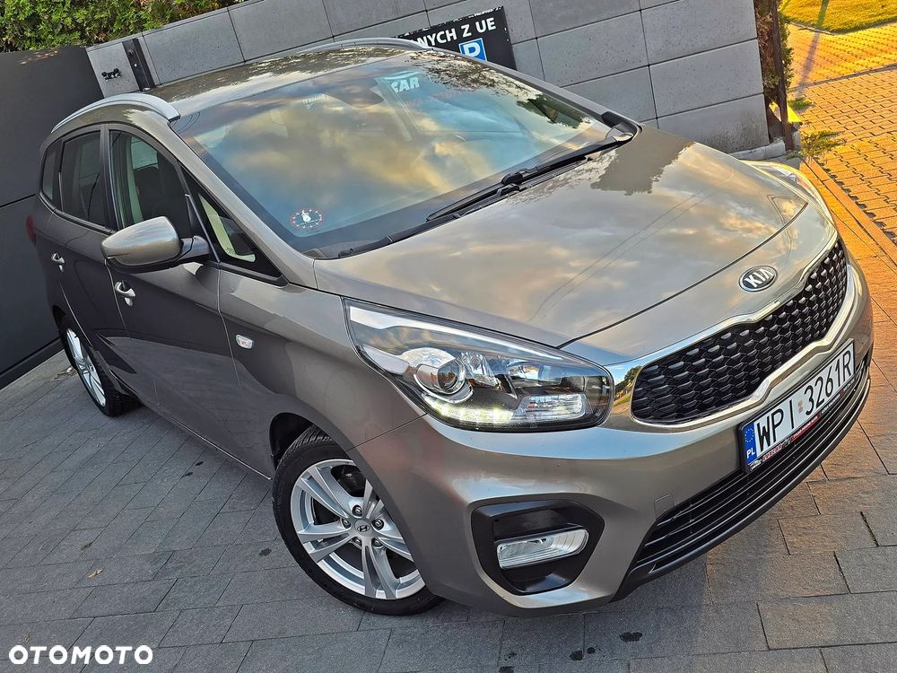 Kia Carens 1.6 GDI L 7os EU6 - 3