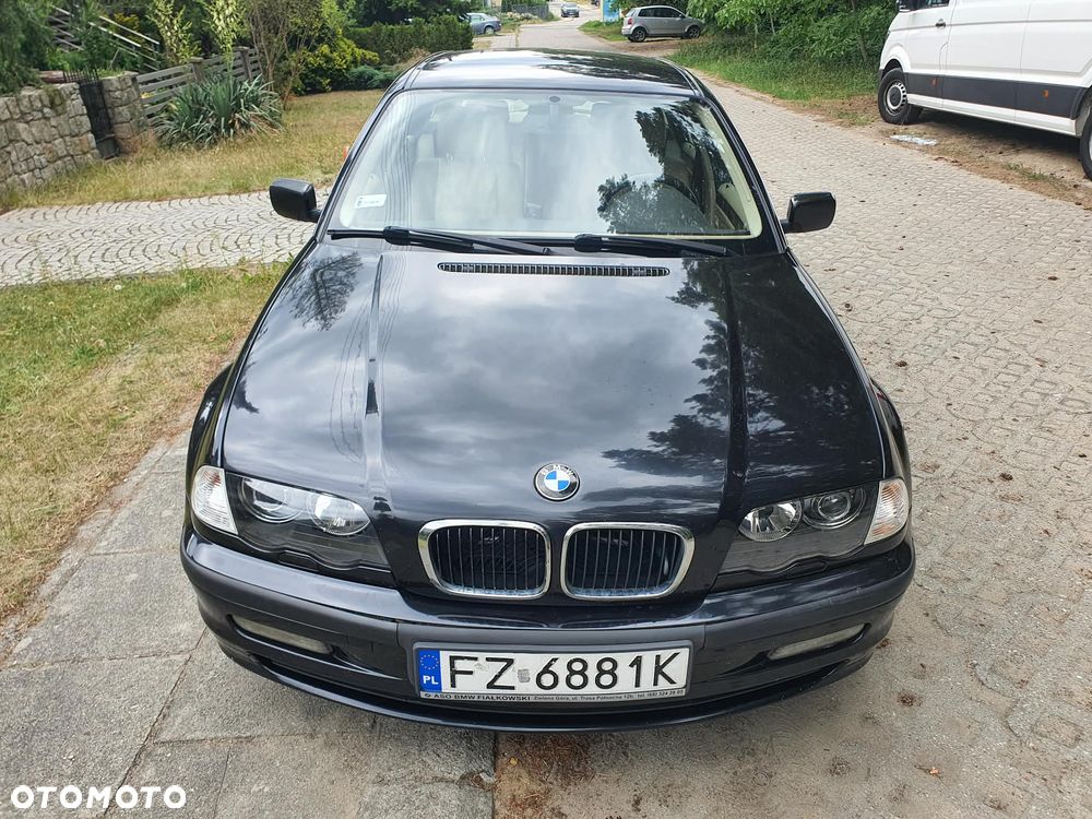 BMW Seria 3 - 16