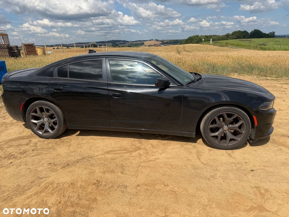 Dodge Charger - 3
