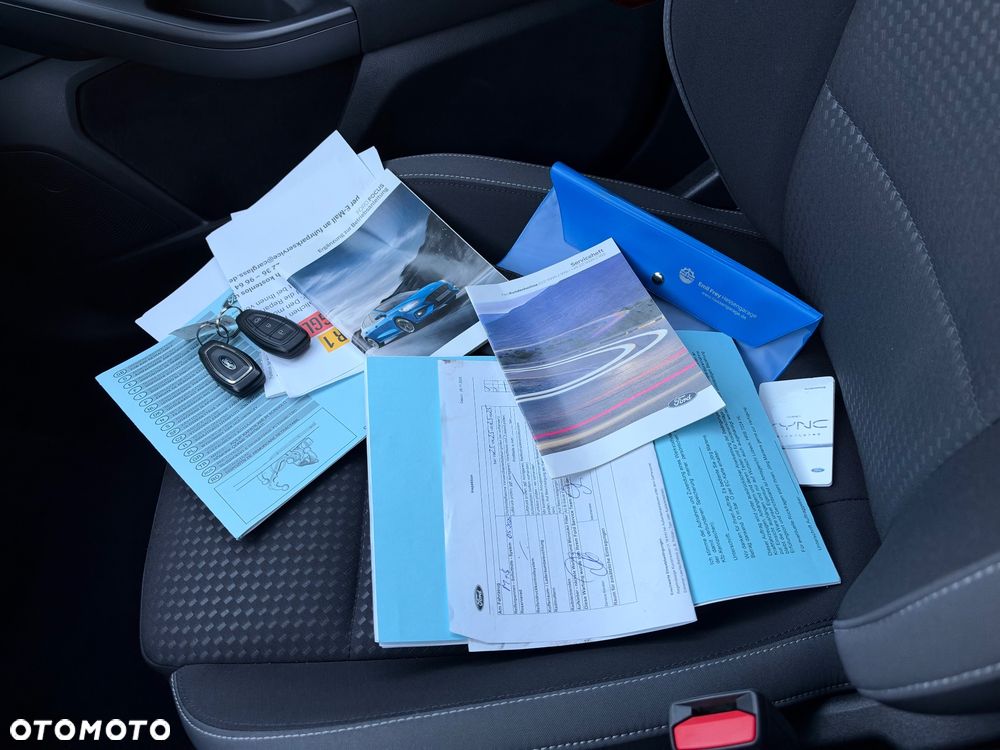 Ford Focus 1.5 EcoBlue STart-Stopp-System TITANIUM - 23