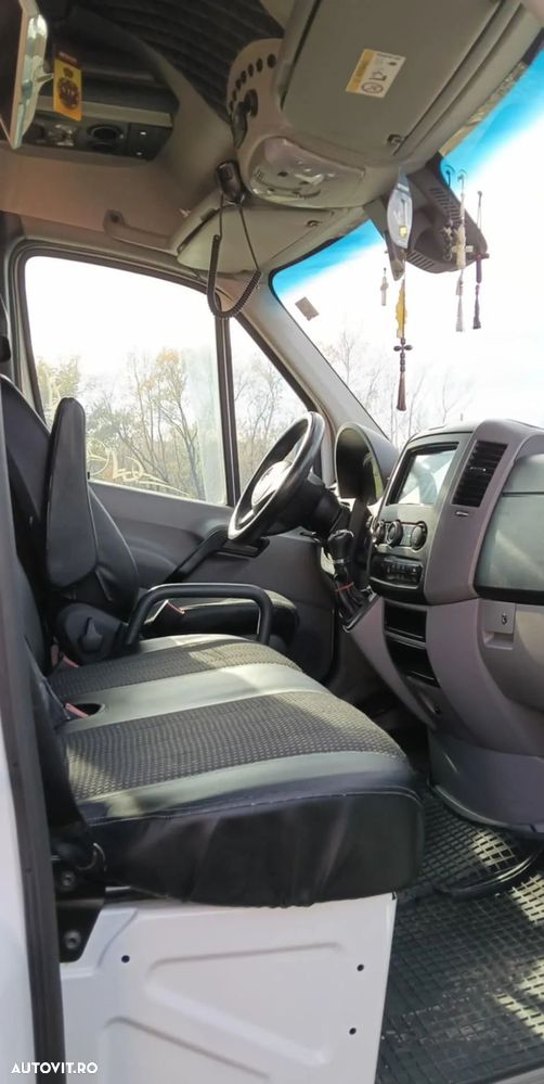 Mercedes-Benz Sprinter - 6