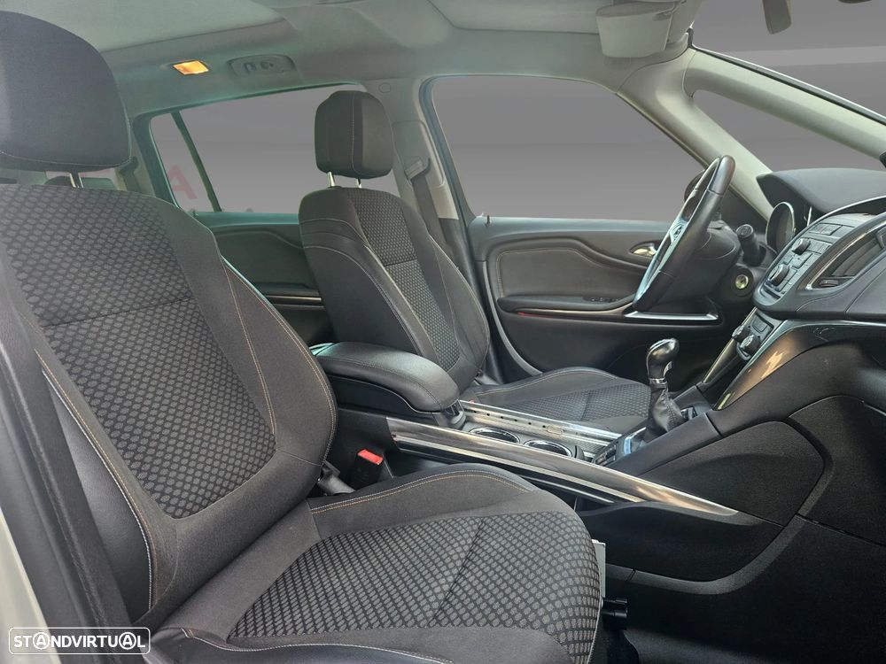 Opel Zafira 1.6 CDTi Cosmo - 35