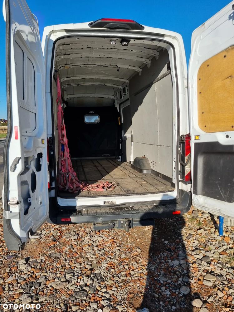 Ford Transit - 24
