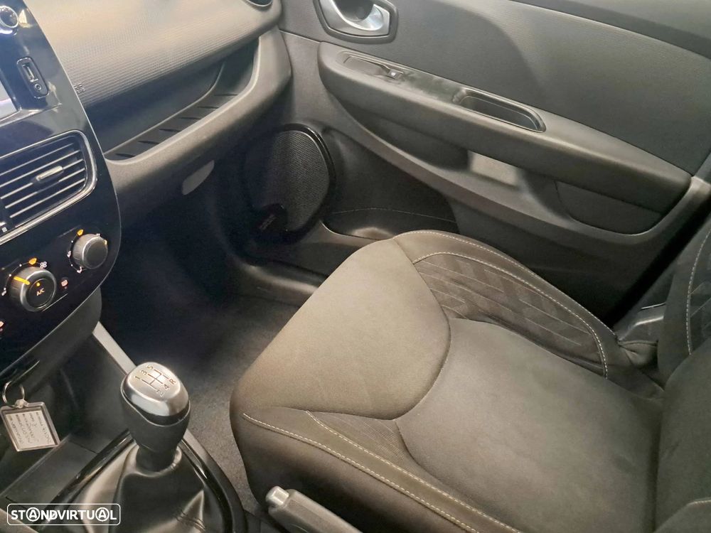 Renault Clio Sport Tourer 1.5 dCi Limited - 18