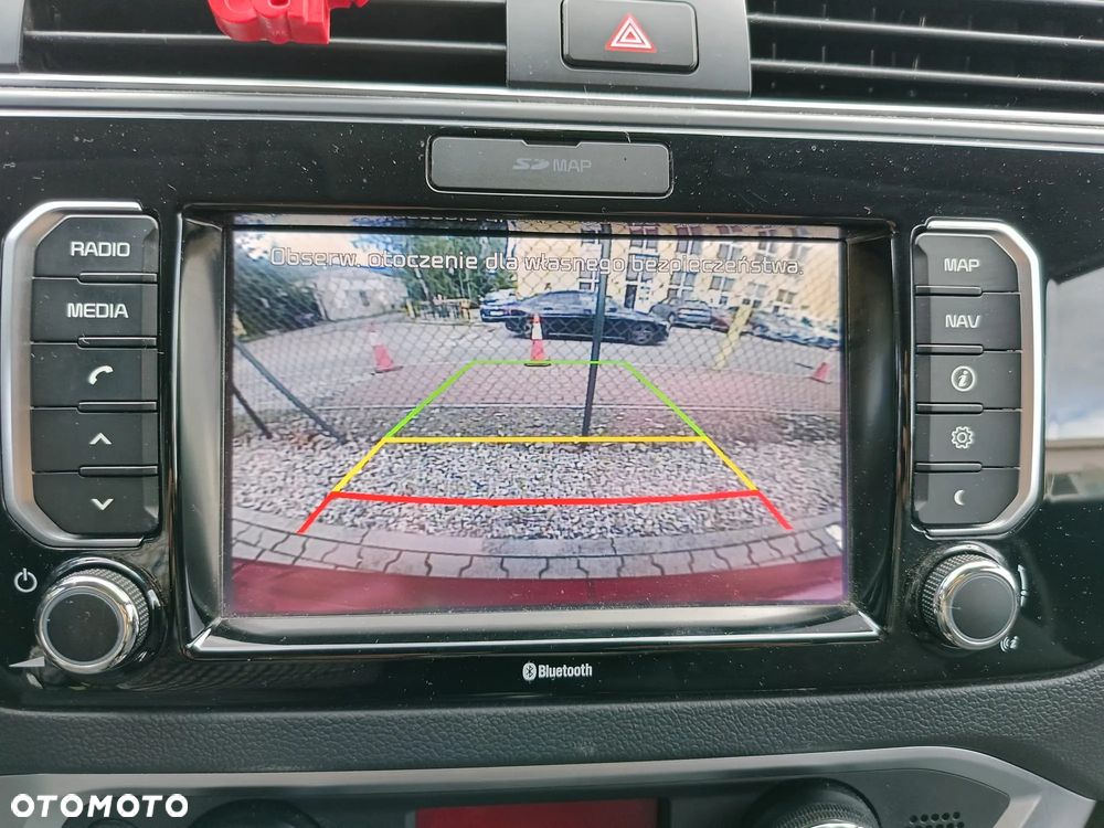 Kia Rio - 11