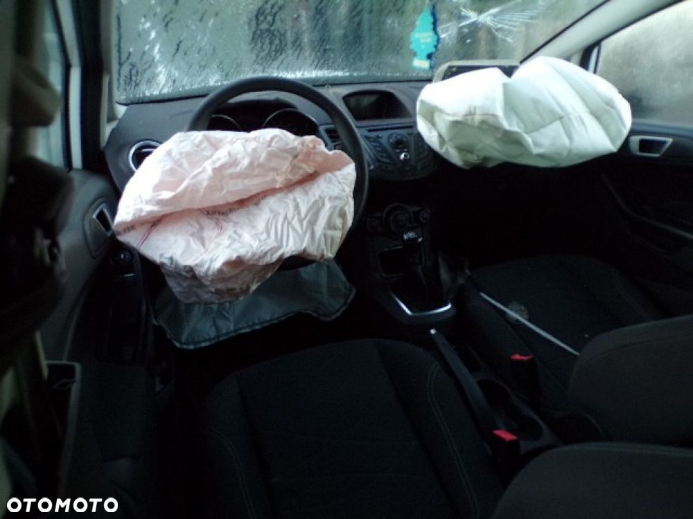 Części - Ford Fiesta MK7 1.0 EcoBoost 100 KM LIFT 13R - 6