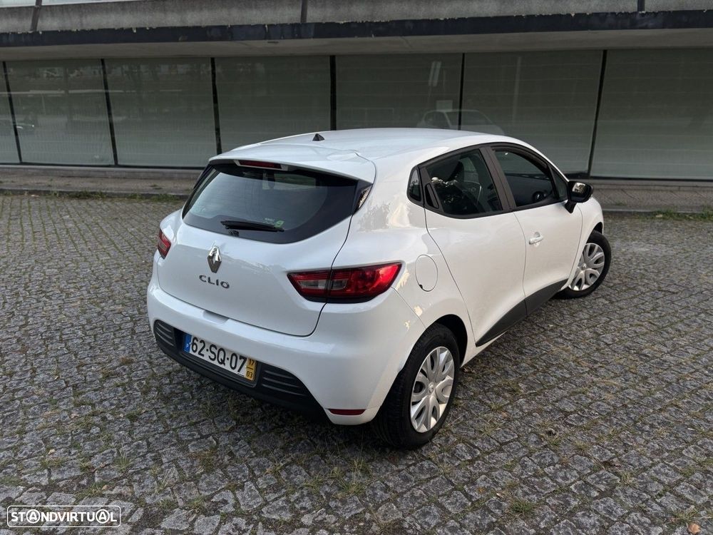 Renault Clio 1.5 dCi Comfort - 4