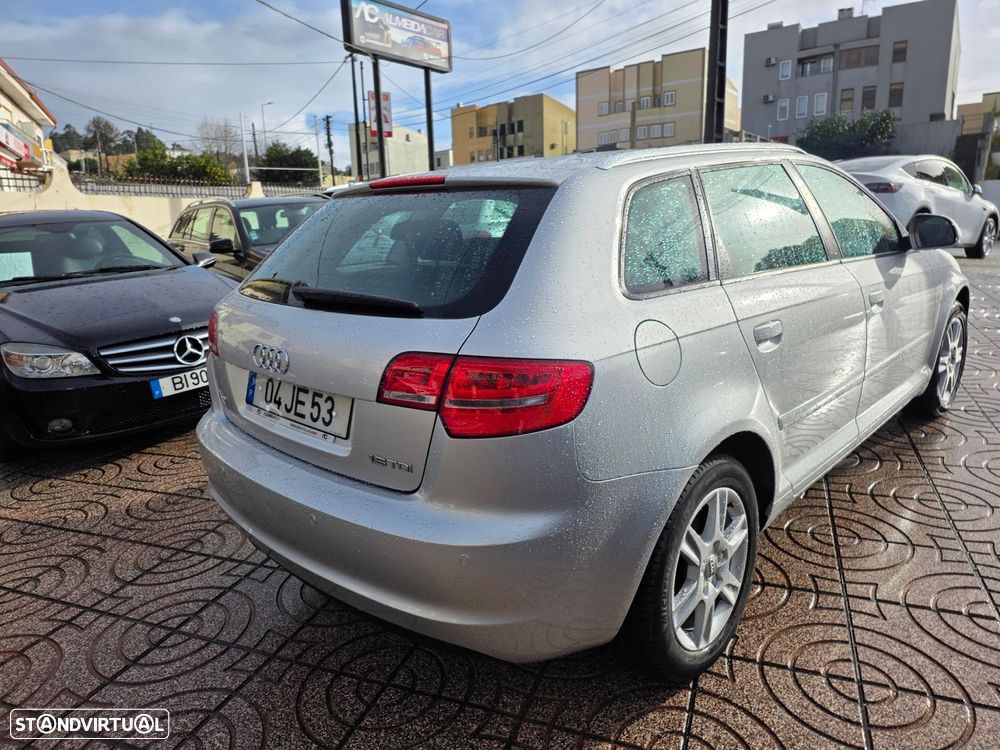 Audi A3 Sportback 1.6 TDI Attraction - 12