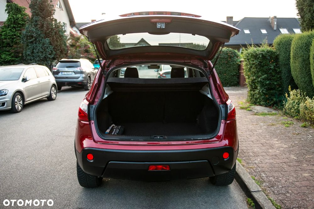 Nissan Qashqai 2.0 CVT tekna - 14