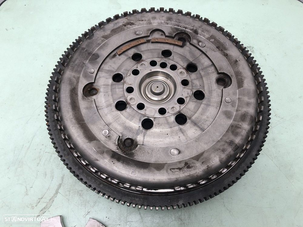 Volante Bi-massa Usado MERCEDES-BENZ VITO (W639) 109 CDI REF. MOTOR OM646.983 /... - 3