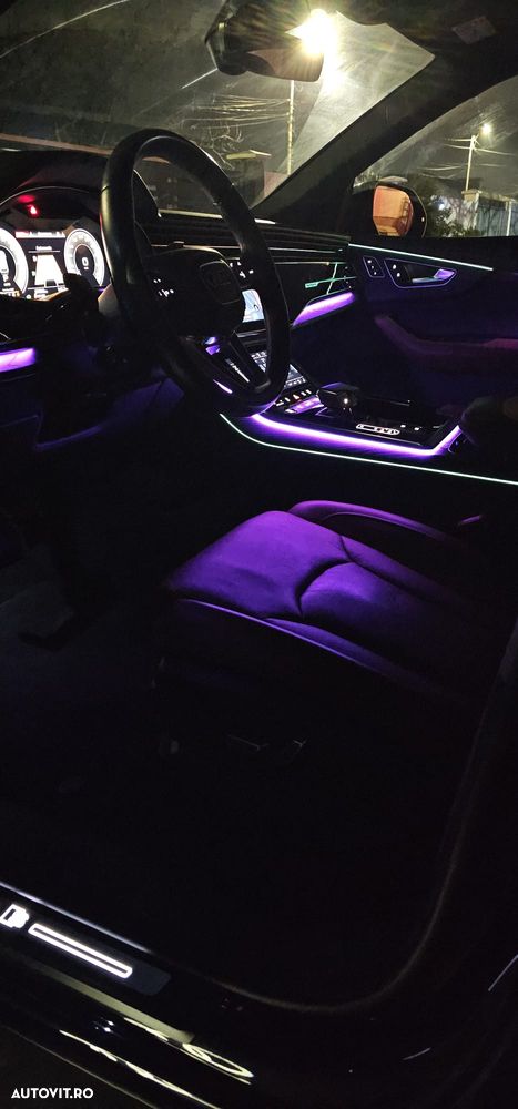 Audi Q8 55 TFSIe quattro tiptronic - 30