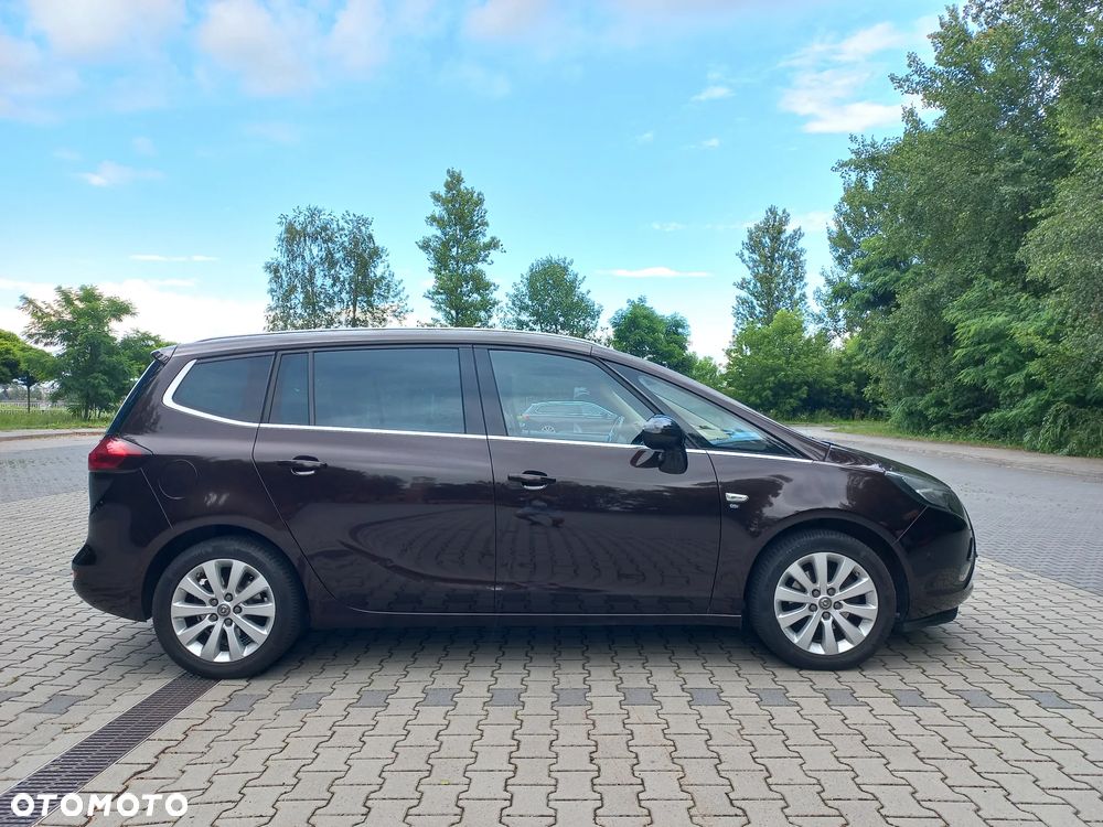 Opel Zafira 1.4 T Cosmo - 10