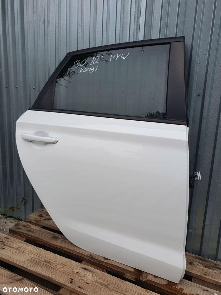 DRZWI TYŁ PRAWE tylne HYUNDAI I30 III 2017- KOMBI hatchback PYW - 2