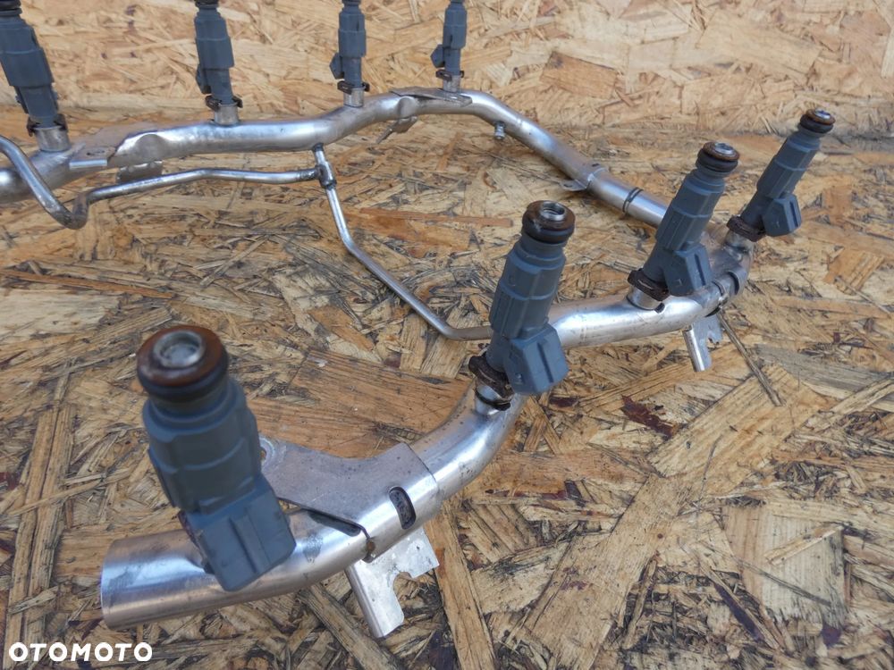 BMW E38 E39 V8 M62TU LISTWA WTRYSKOWA WTRYSK - 3