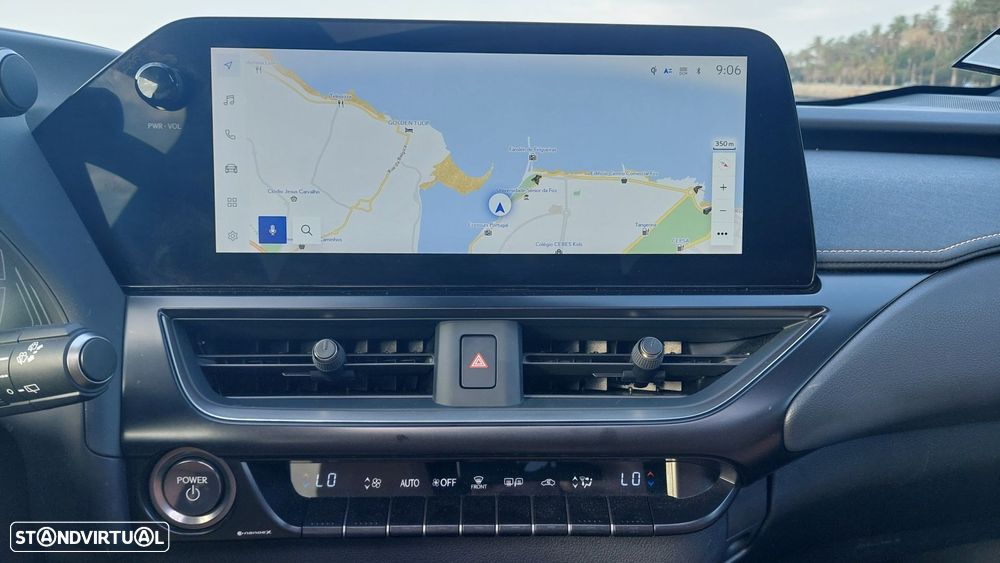 Lexus UX 250h Sport (Ecrã 12.3) - 18